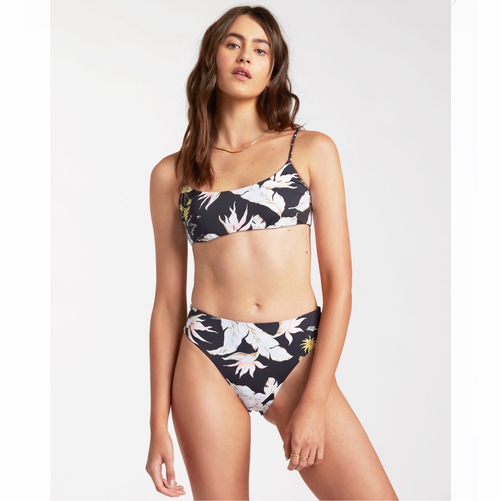 Billabong Reversible Swimsuit Set